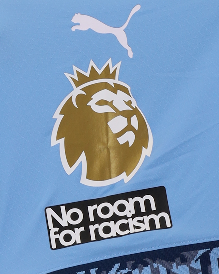 Erling Haaland Manchester City shirt