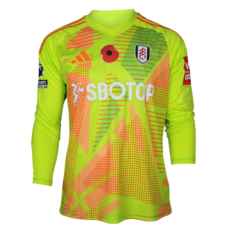 Bernd Leno Fulham shirt