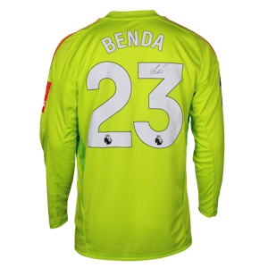 Steven Benda Fulham shirt