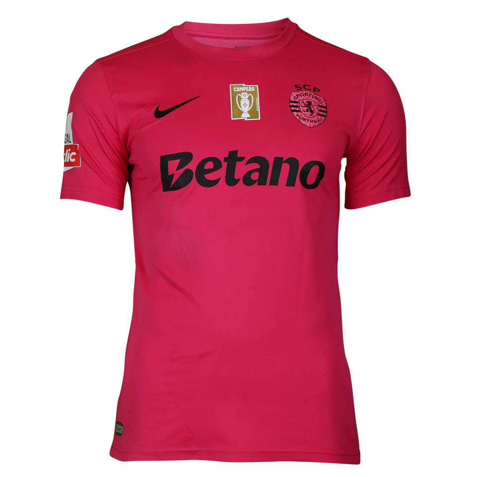 Geovany Tcherno Quenda Sporting CP shirt