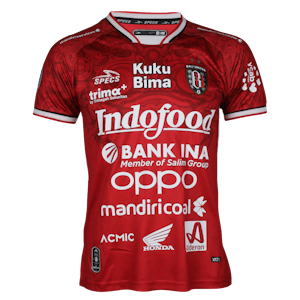 Irfan Jaya Bali United のシャツ