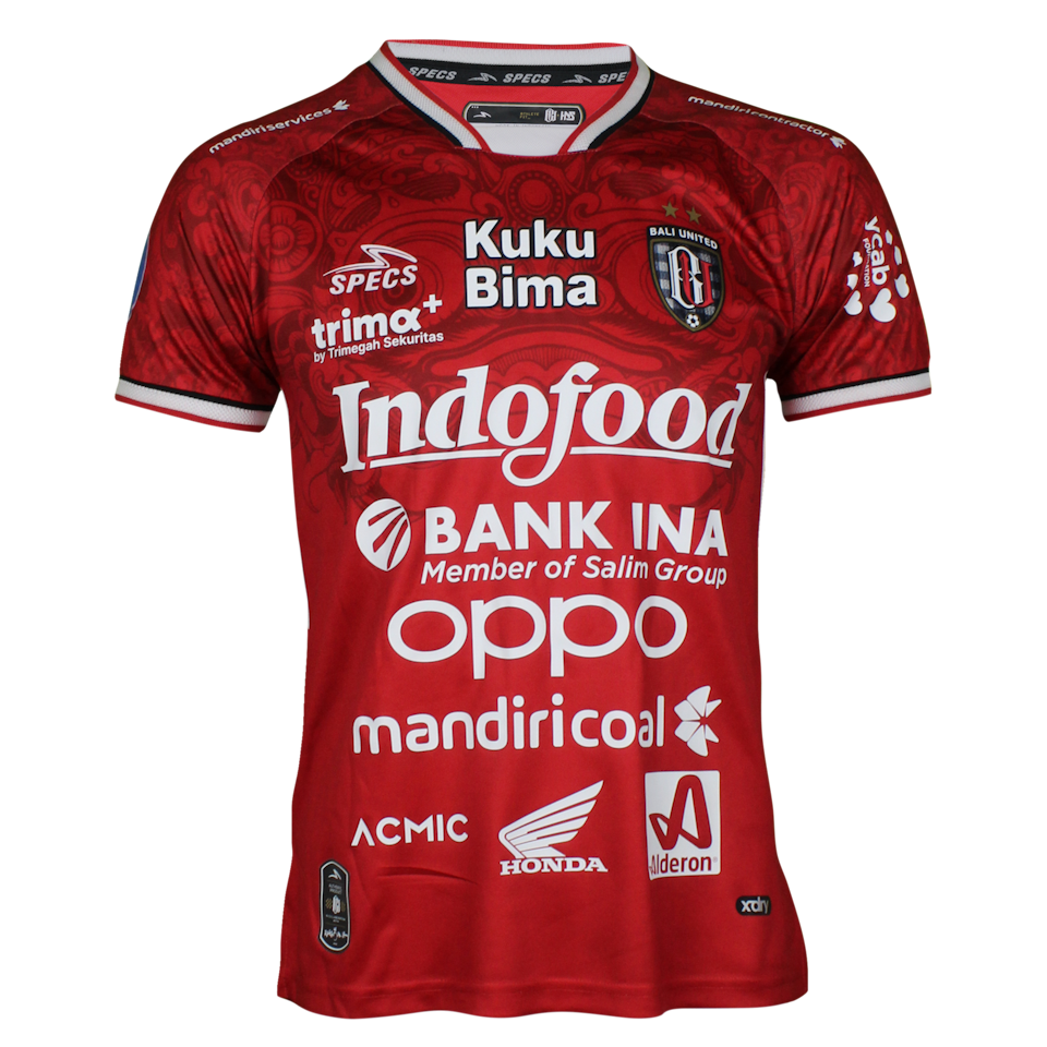 Irfan Jaya Bali United のシャツ