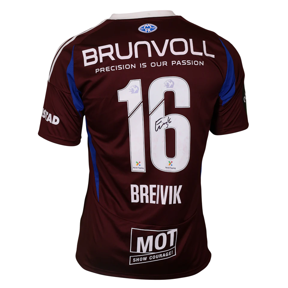 来自Molde FK的Emil Breivik球衣