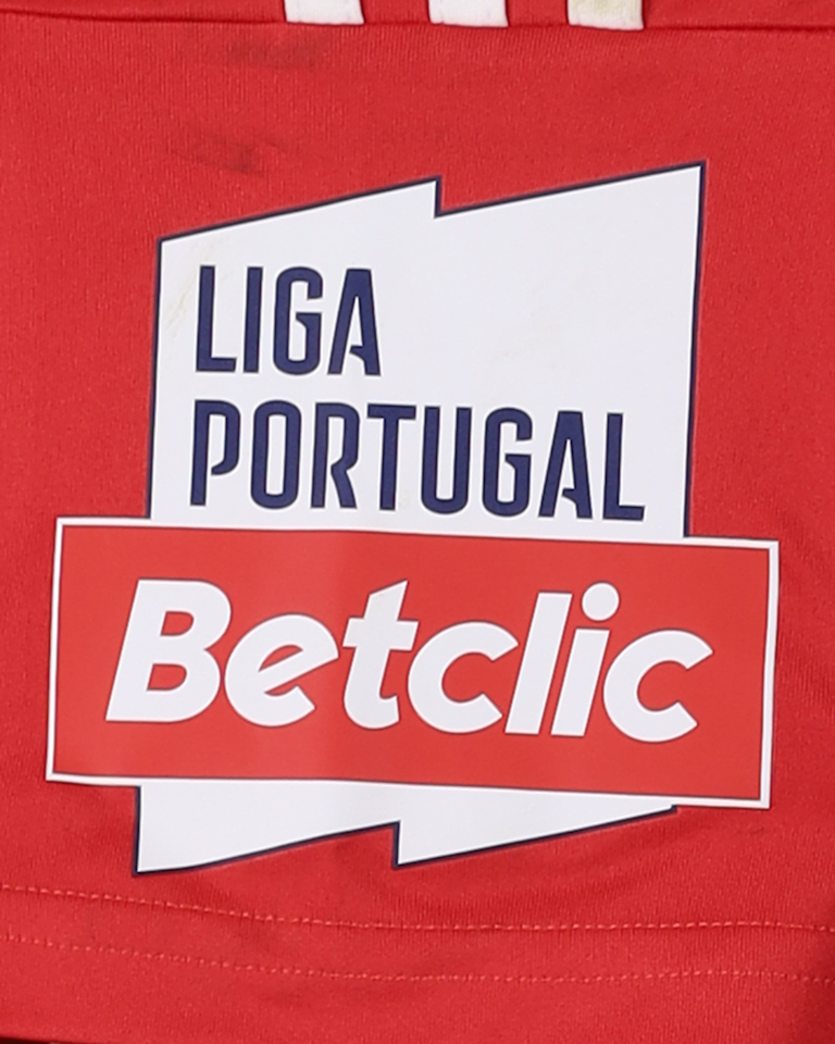 Nicolás Otamendi SL Benfica shirt