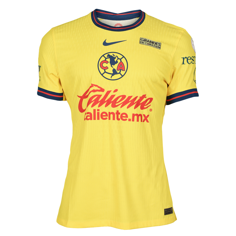 Miguel Vázquez Club América shirt