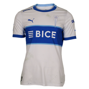 A. Canales Universidad Católica shirt