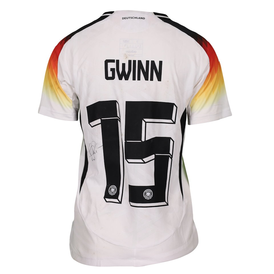 Giulia Gwinn Germany W jersey