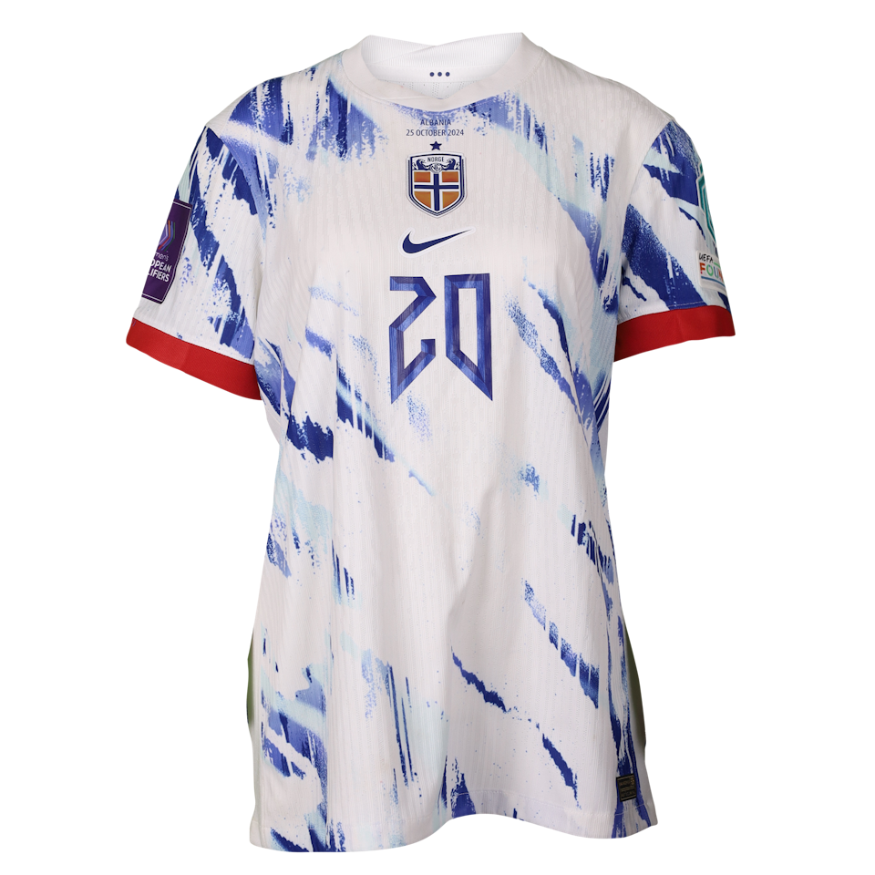 Shirt van Signe Gaupset Norway W
