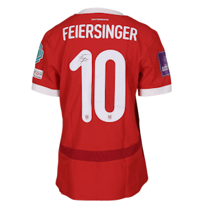 Shirt van Laura Feiersinger Austria W