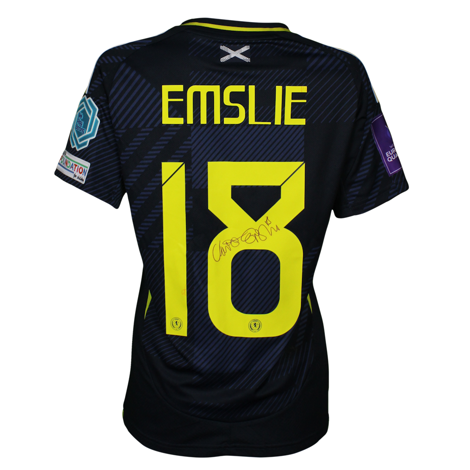 Claire Emslie Scotland W jersey