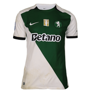 Conrad Harder Sporting CP shirt