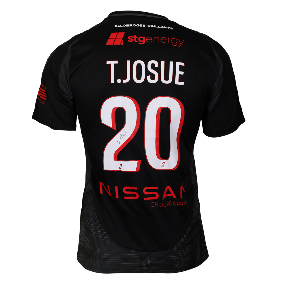 Josué Tiendrebeogo FC Annecy jersey