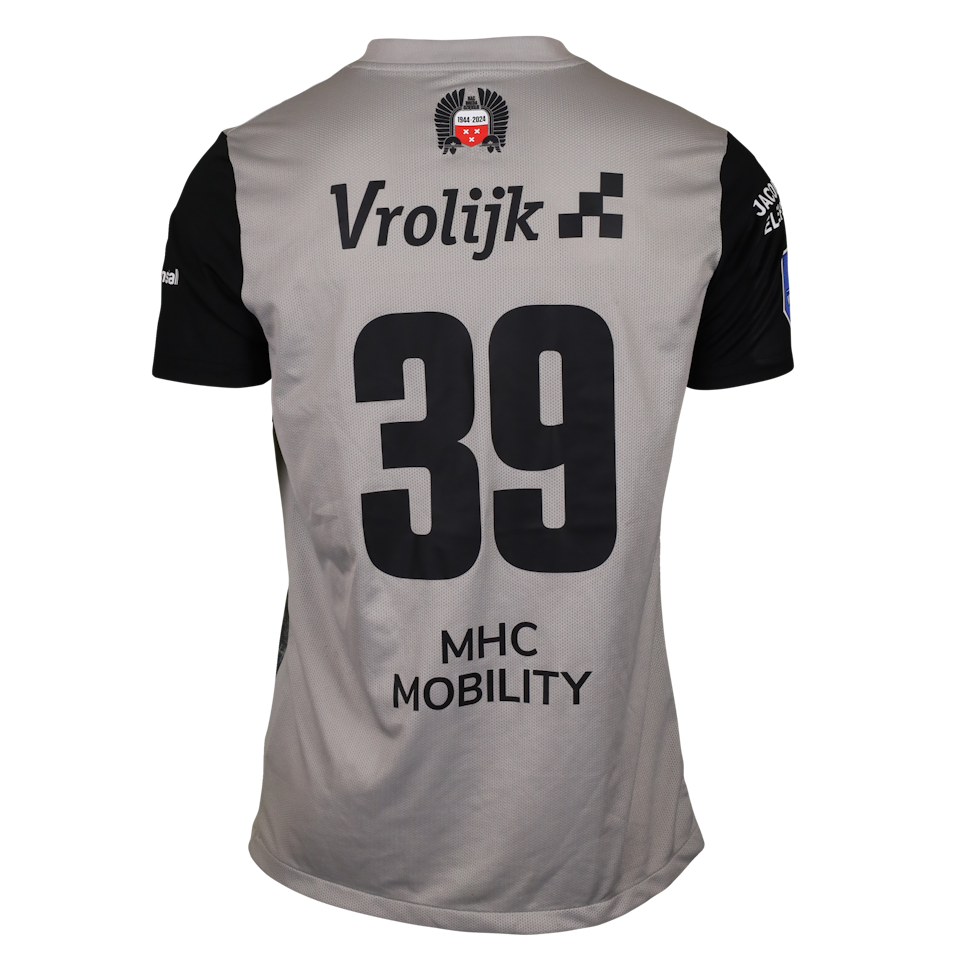 Dominik Janosek NAC Breda shirt
