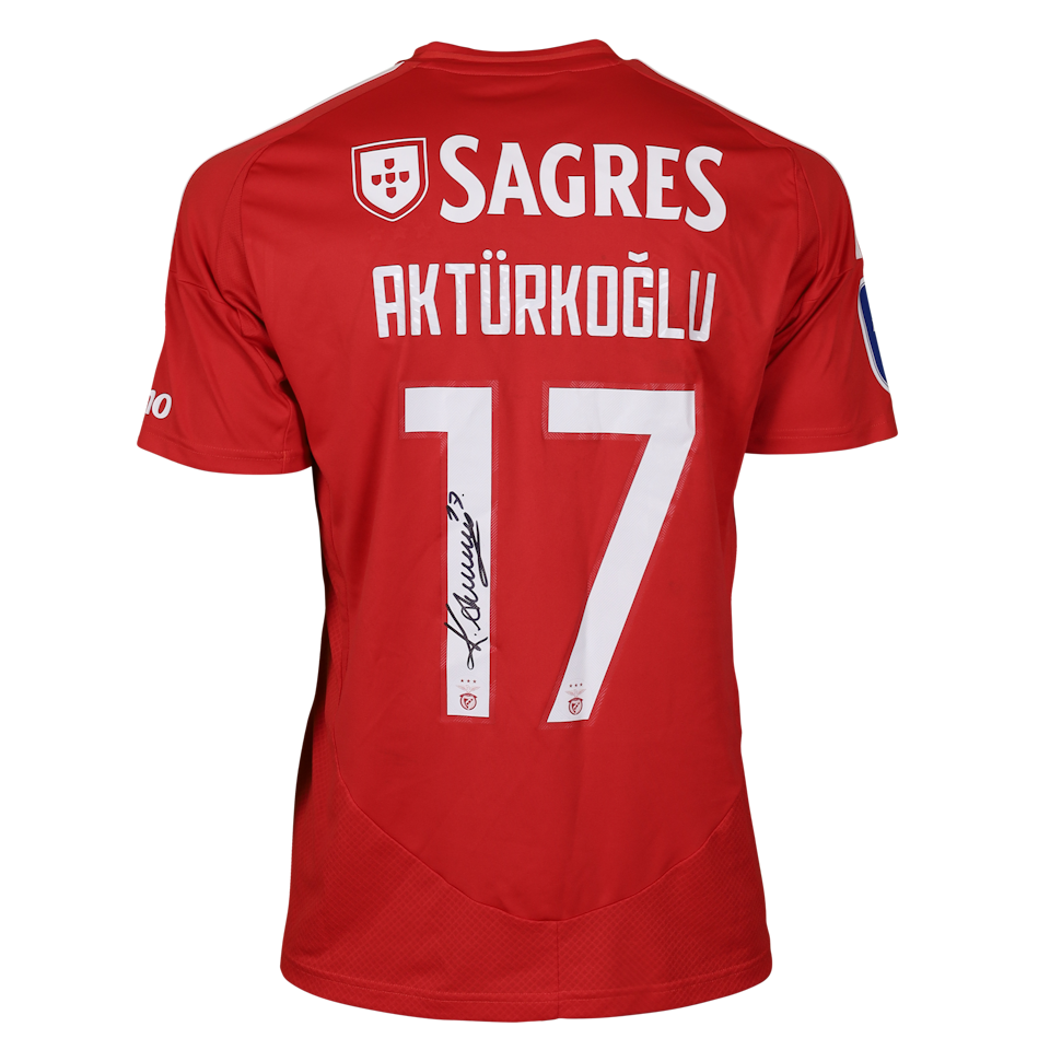 Kerem Aktürkoğlu SL Benfica shirt