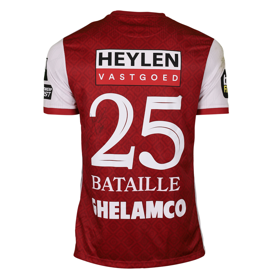 Royal Antwerp FC 팀의 Jelle Bataille 셔츠