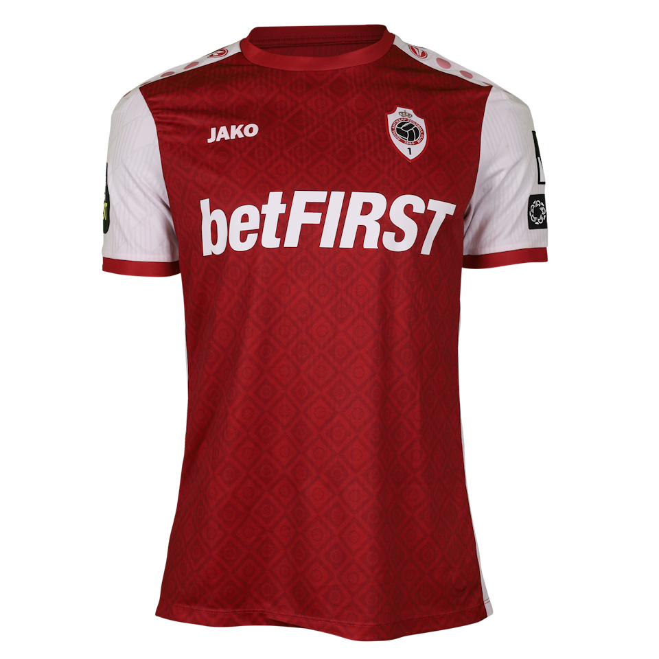 Royal Antwerp FC 팀의 Jelle Bataille 셔츠