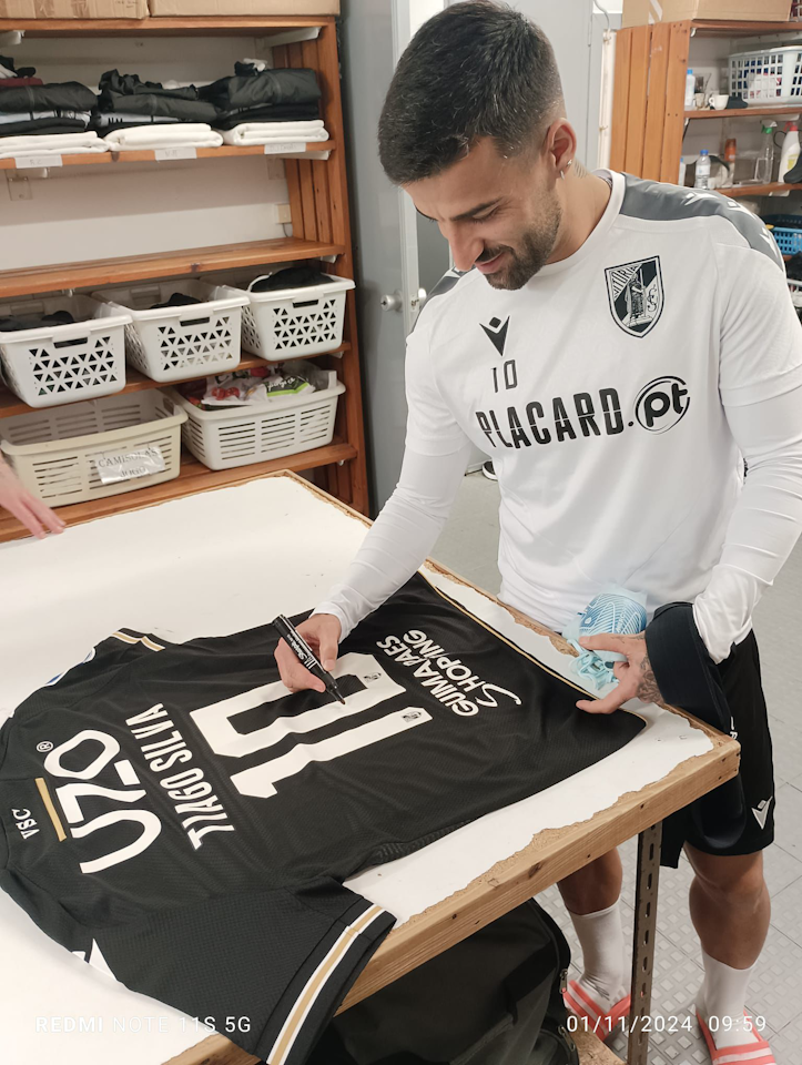 Tiago Rafael Maia da Silva Vitória SC shirt