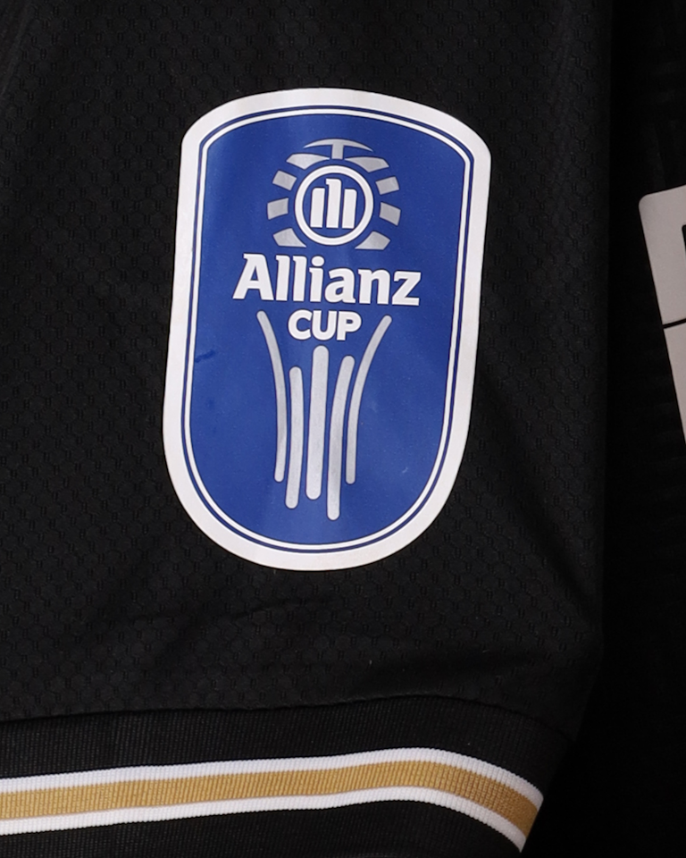 Kaio César Andrade Lima Vitória SC shirt