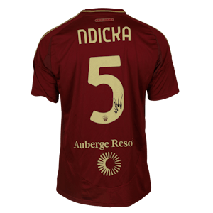 Obite Evan N'Dicka AS Roma shirt