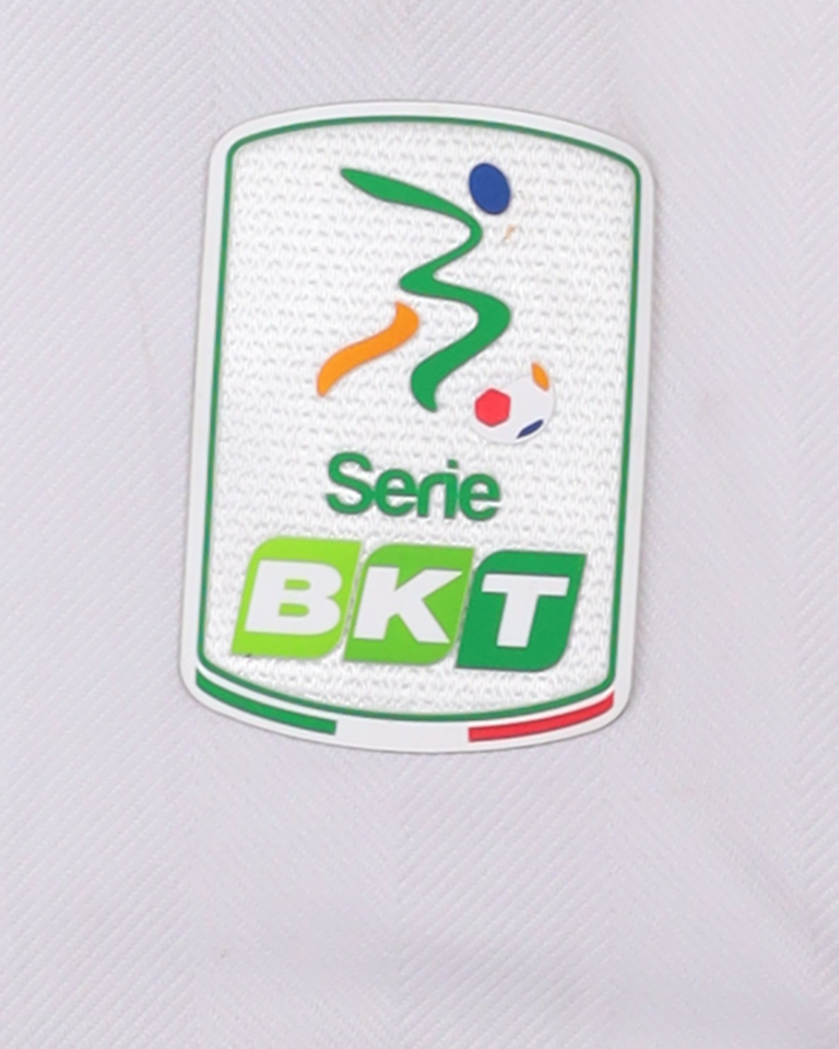 Francesco Pio Esposito Spezia Calcio shirt