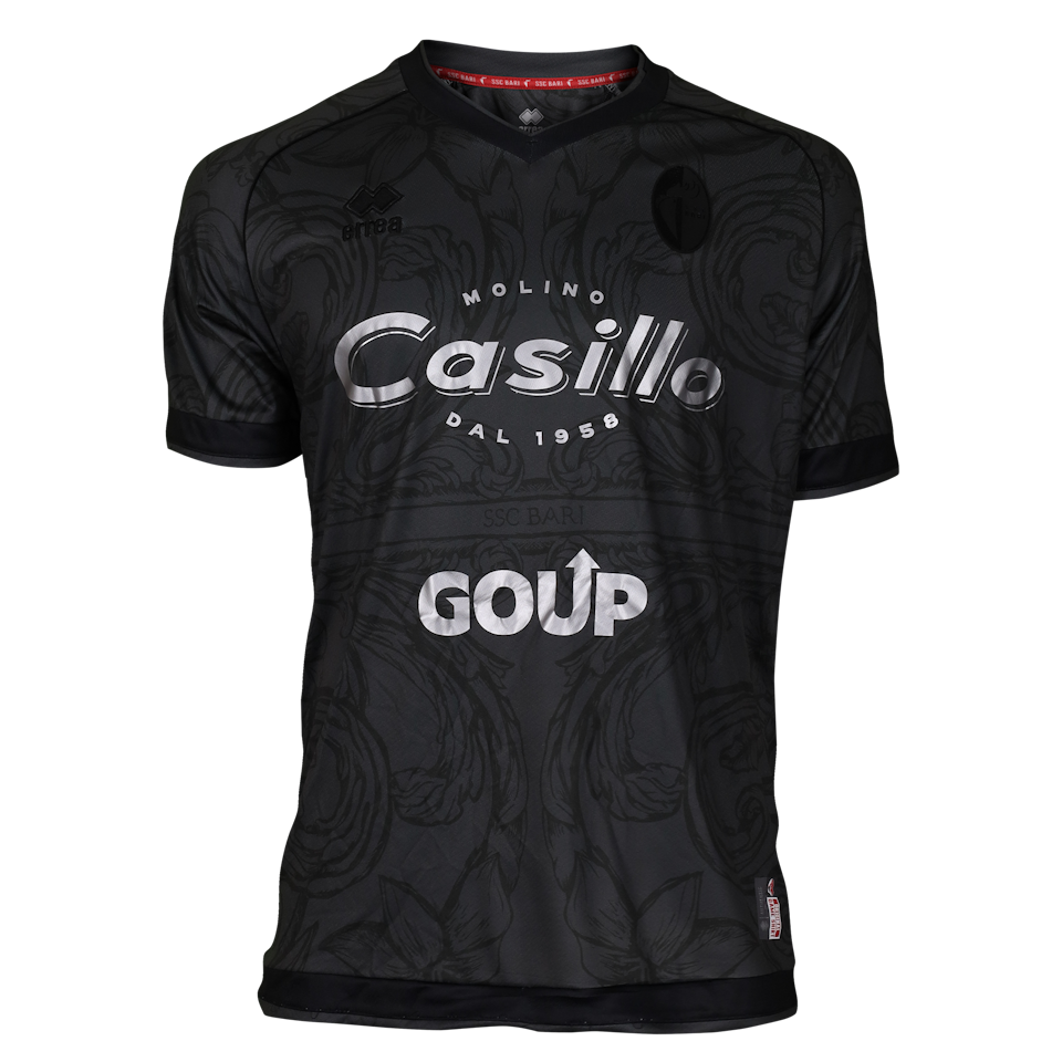 Andrija Novakovich S.S.C. Bari shirt