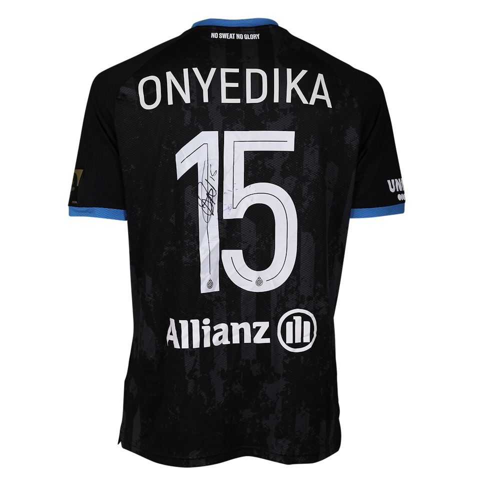 Raphael Onyedika Club Brugge shirt