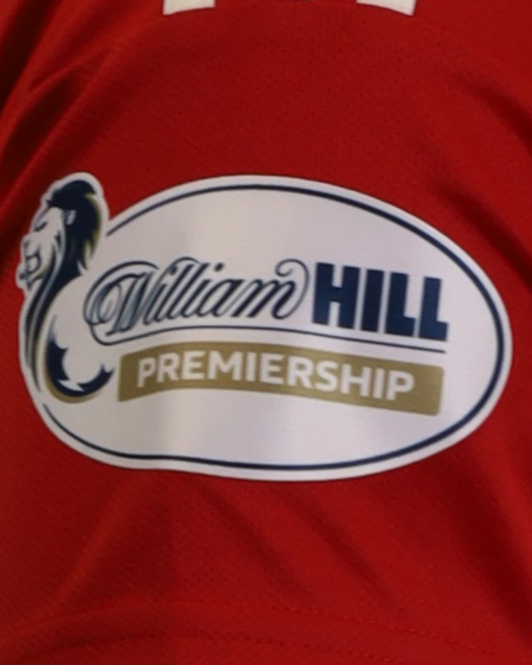 来自Aberdeen的Ester Sokler球衣