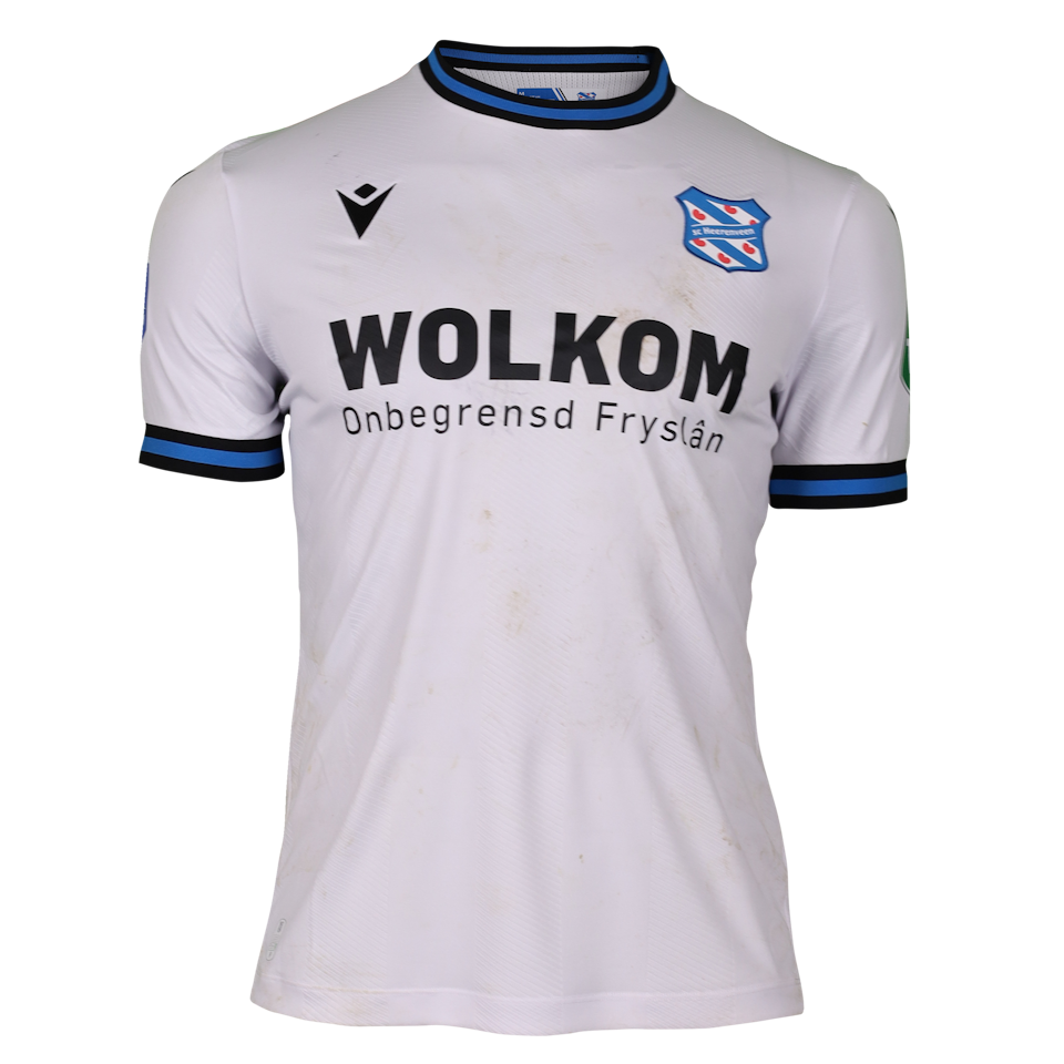 SC Heerenveen 팀의 Oliver Johansen Braude 셔츠