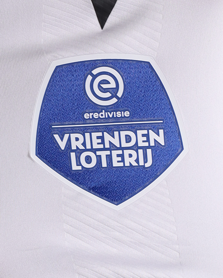 Denzel Hall SC Heerenveen shirt