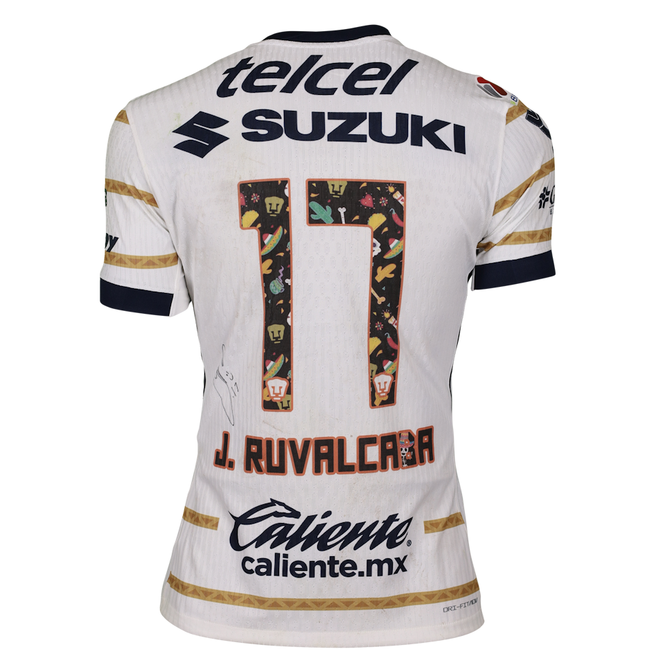 Jorge Ruvalcaba Pumas shirt
