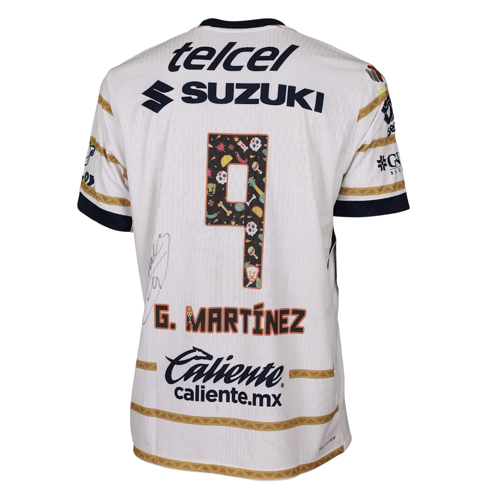 Guillermo Martinez Ayala Pumas shirt