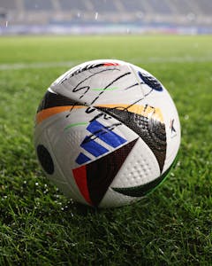 Match Scored Ball `36 - Gustav Ludwigson 루빅손