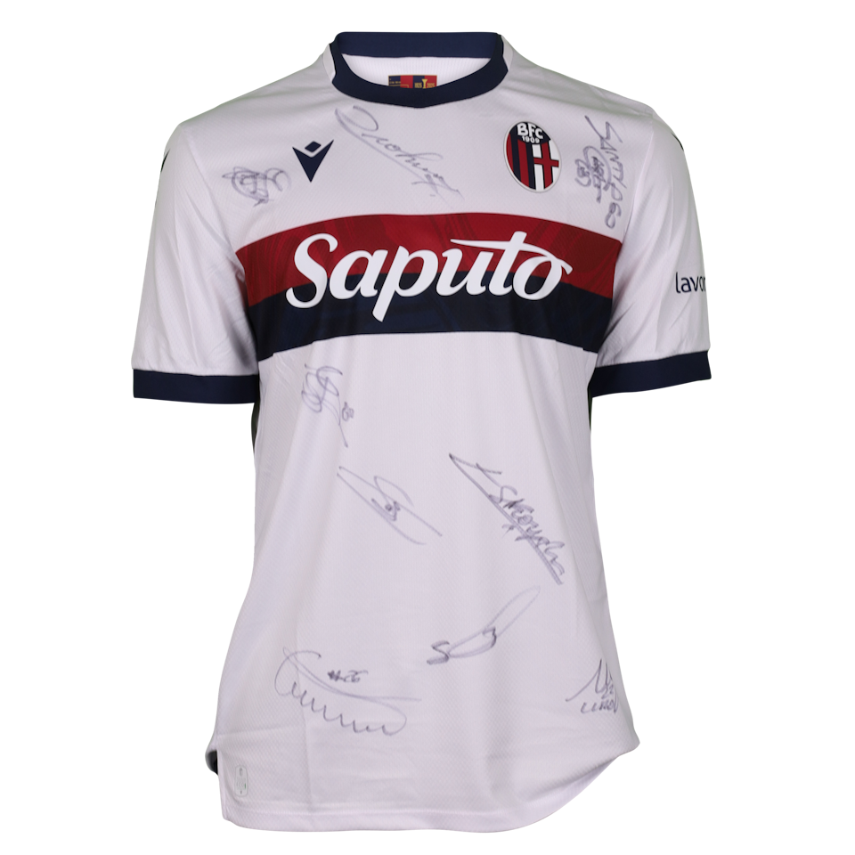 Squad Signed Shirt - 1