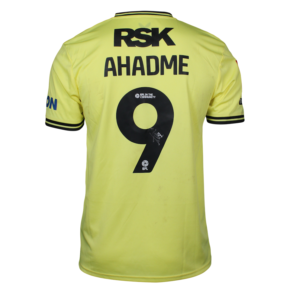 Gassan Ahadme Charlton Athletic shirt