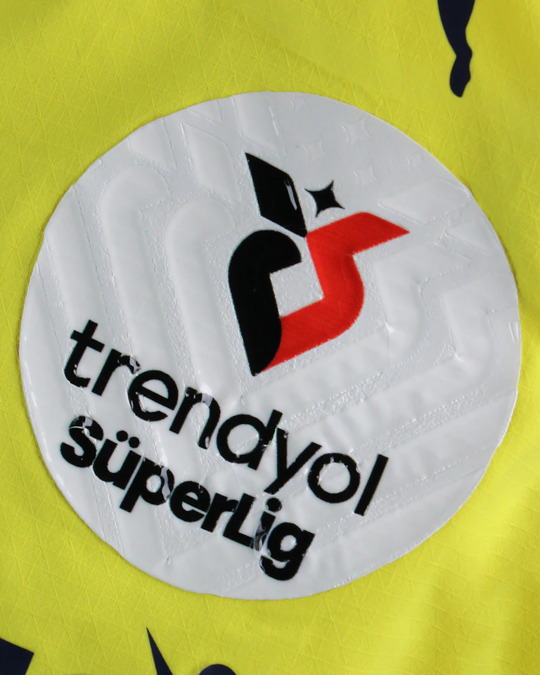 Sofyan Amrabat Fenerbahçe forması