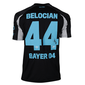 Bayer Leverkusen-Trikot von Jeanuel Belocian