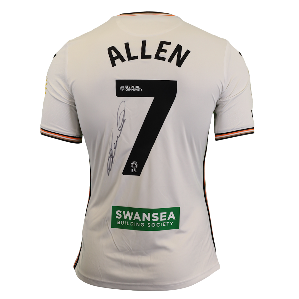 Joe Allen Swansea City forması