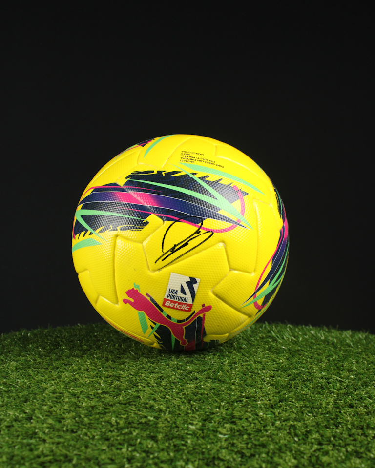 Match Scored Ball `28 - Pepê (FC Porto vs. Estoril Praia)