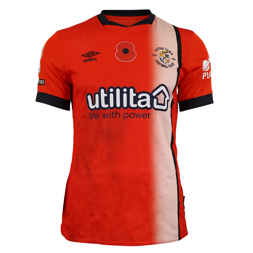 Tahith Chong Luton Town shirt