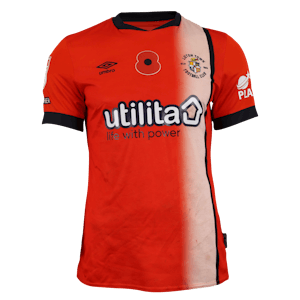 Daiki Hashioka Luton Town shirt