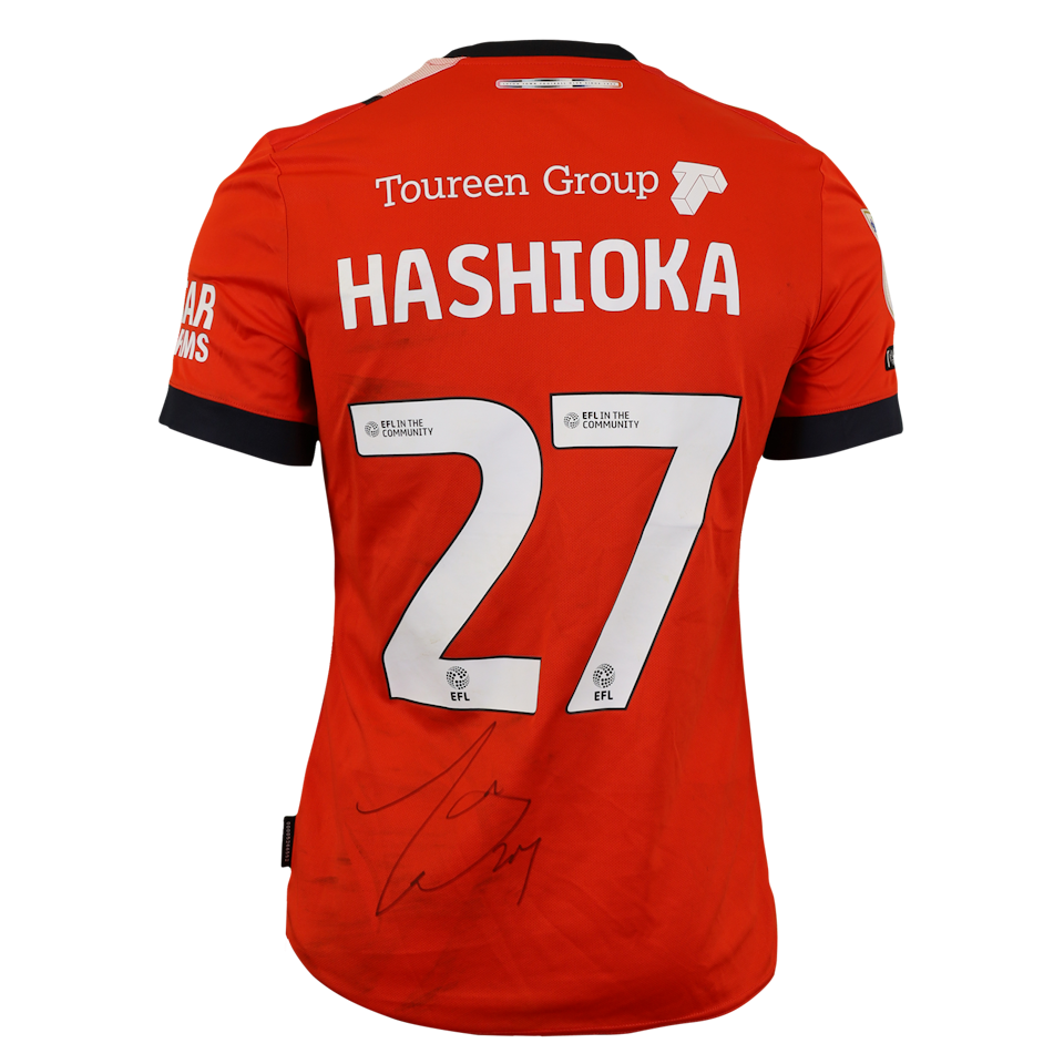 Daiki Hashioka Luton Town shirt