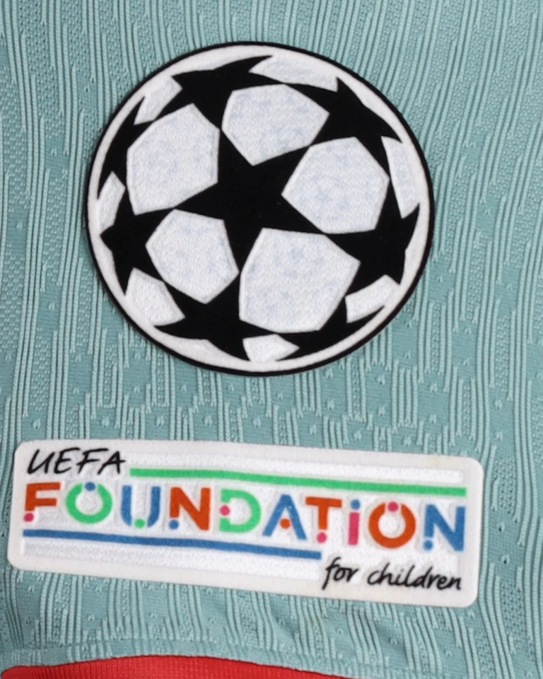 Julián Alvarez Atlético de Madrid camisa.