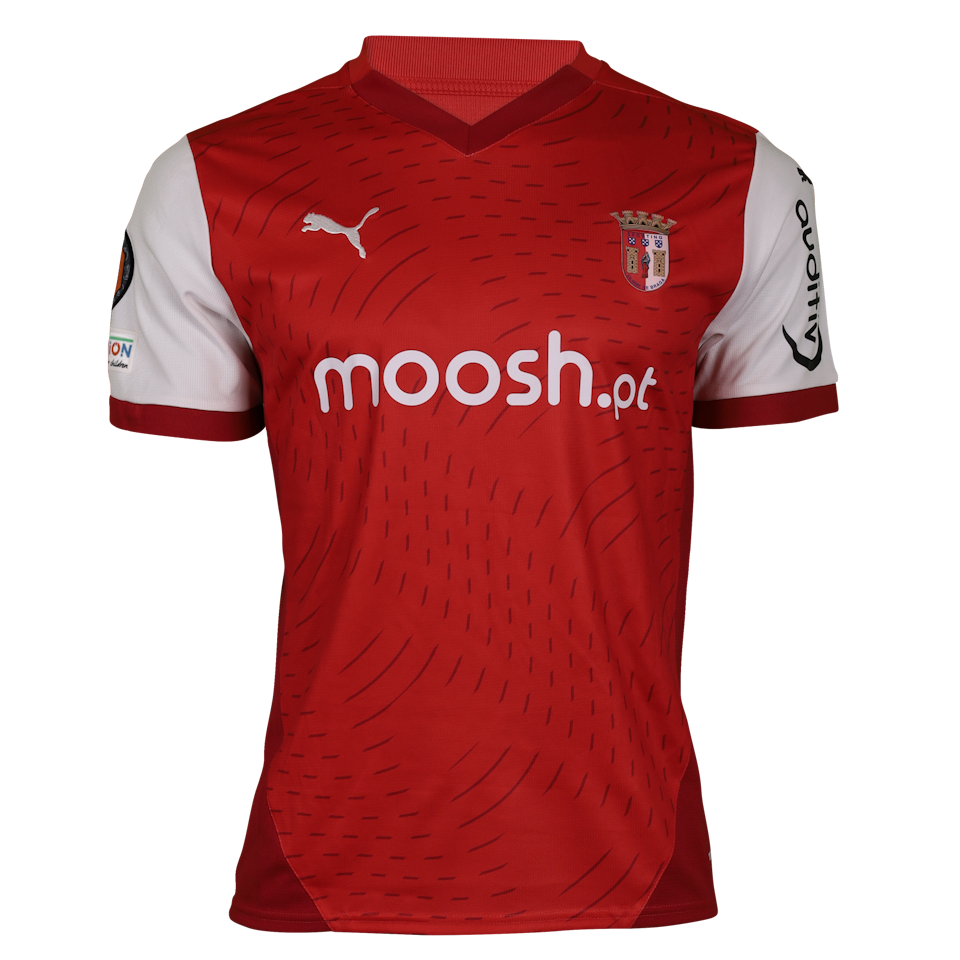 Roberto Fernández Jaén SC Braga shirt