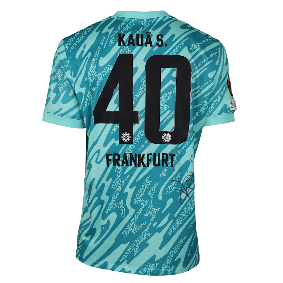 Kaua Morais Vieira dos Santos Eintracht Frankfurt shirt