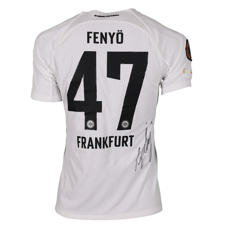 Dávid Noah Fenyö Eintracht Frankfurt shirt