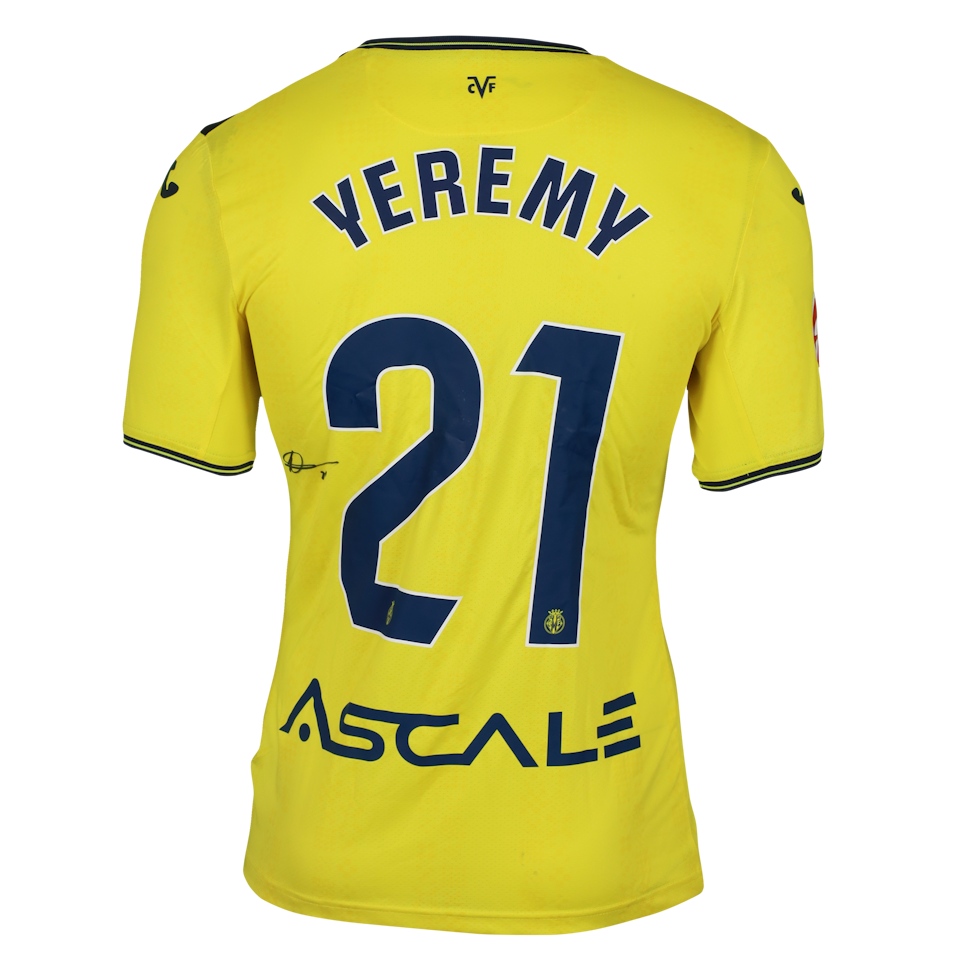 Yeremy Pino Villarreal CF shirt