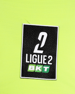 Mamadou Samassa Stade Lavallois MFC shirt