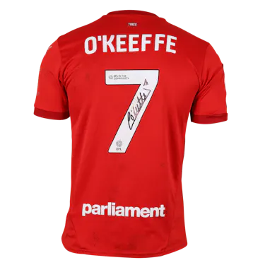 Barnsley 팀의 Corey O'Keeffe 셔츠