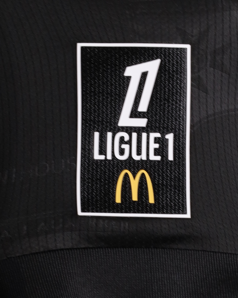 Lassine Sinayoko AJ Auxerre shirt
