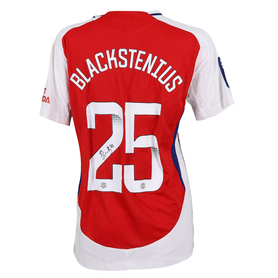 Stina Blackstenius Arsenal WFC shirt